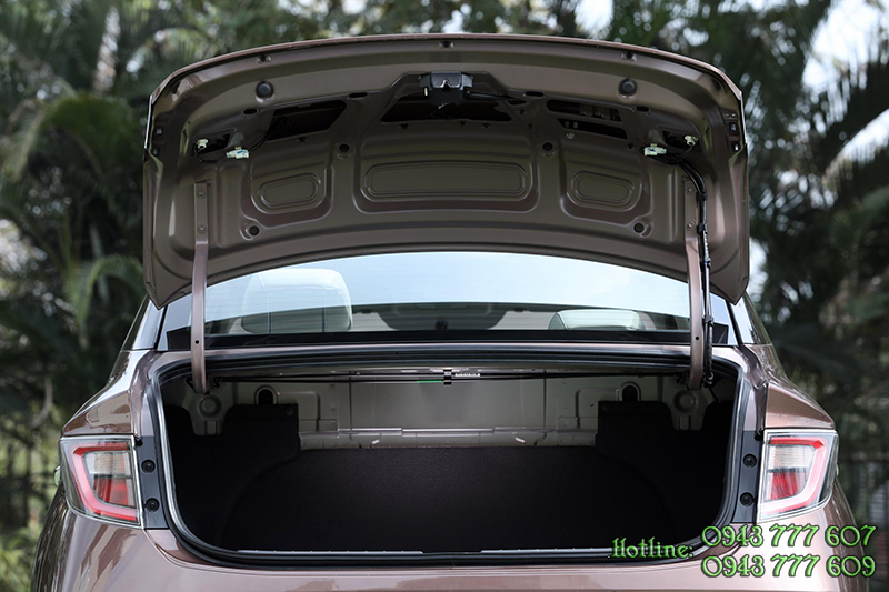 hyundai-i10-sedan-giao-lien-hyundai-tphcm (6).jpg